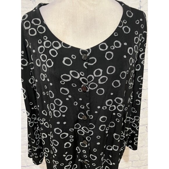 Ruby Rd Top Button Down Blouse Stretch Long Sleeve Black & white Circles Size 3X - Picture 2 of 5